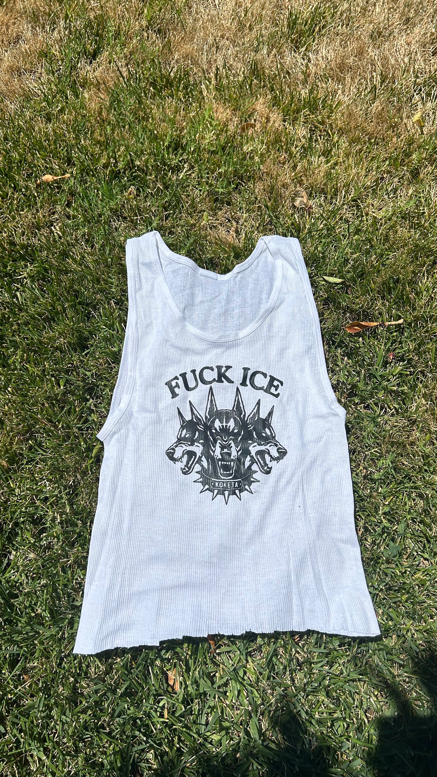 Fits sizes M/L/XL best