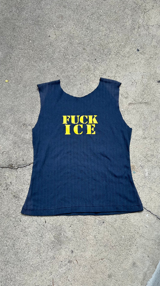 Fits M-XL very stretchy